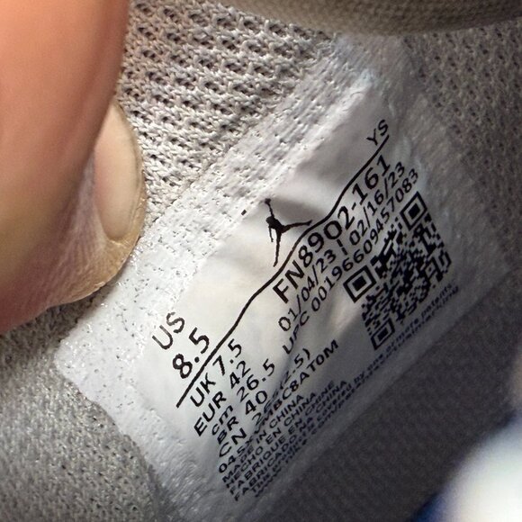 Size 8.5 Nike Jordan Legacy 312 Low Philippines White Blue Red Shoes FN8902-161 - Picture 10 of 11